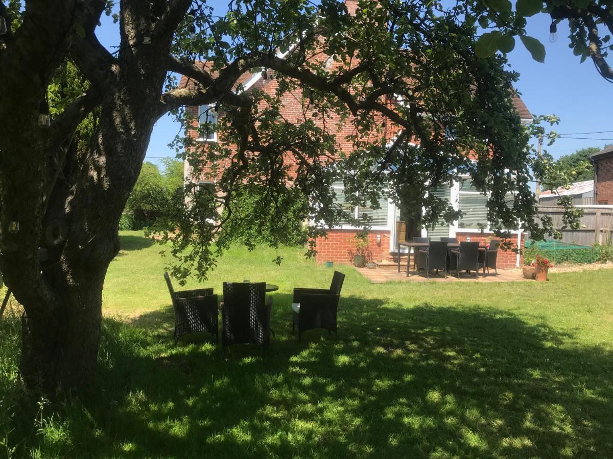 Redbrook Farm Bnb - Gateway To The New Forest Fordingbridge Buitenkant foto