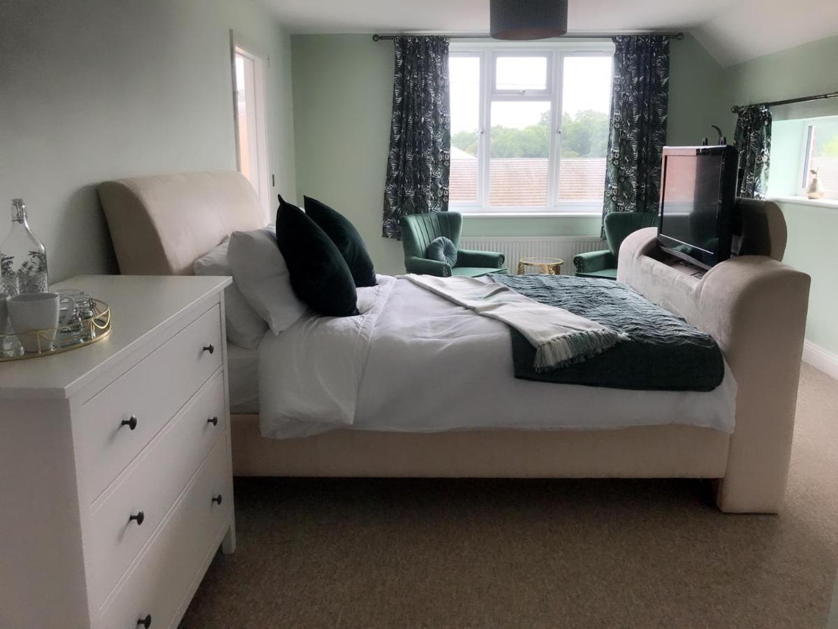 Redbrook Farm Bnb - Gateway To The New Forest Fordingbridge Buitenkant foto